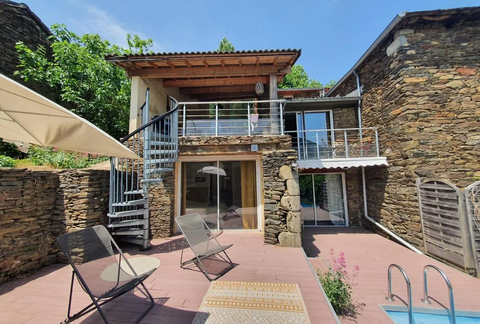L Artisanerie - Gite Nature Avec Piscine Privee Sablieres 0*,